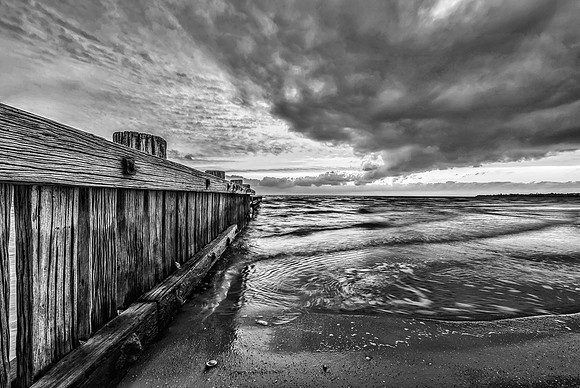 Mentone Beach BLK